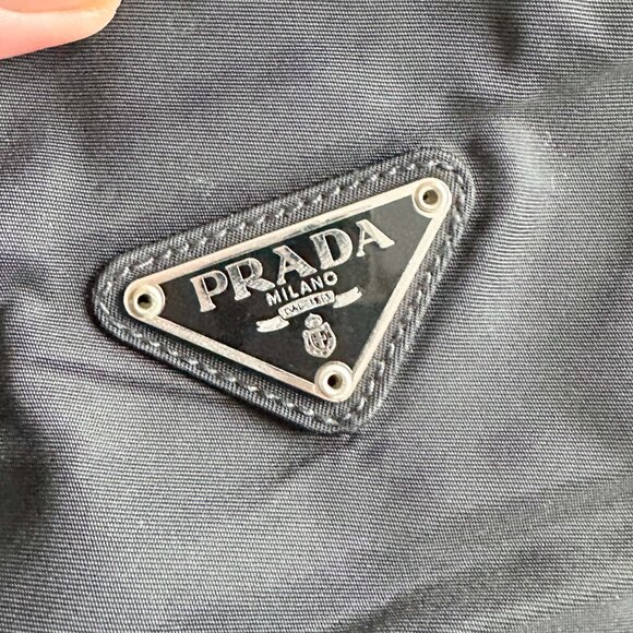Vintage PRADA Vela Flat Messenger Bag Black Nylon - Great Condition - Picture 8 of 12